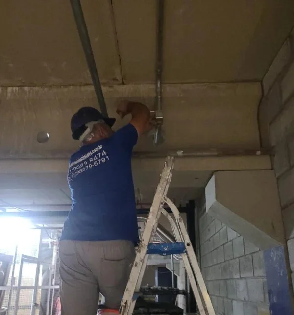 Serviços Elétricos